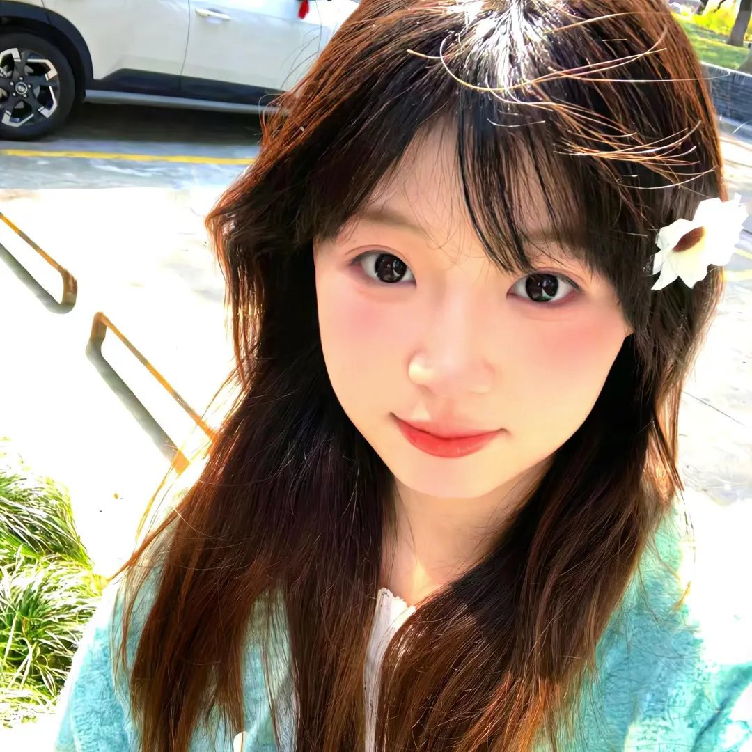她不见了